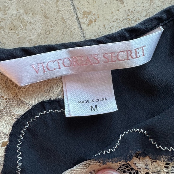 Victoria Secret’s SILK lace cami and shorts sz M - Picture 3 of 6